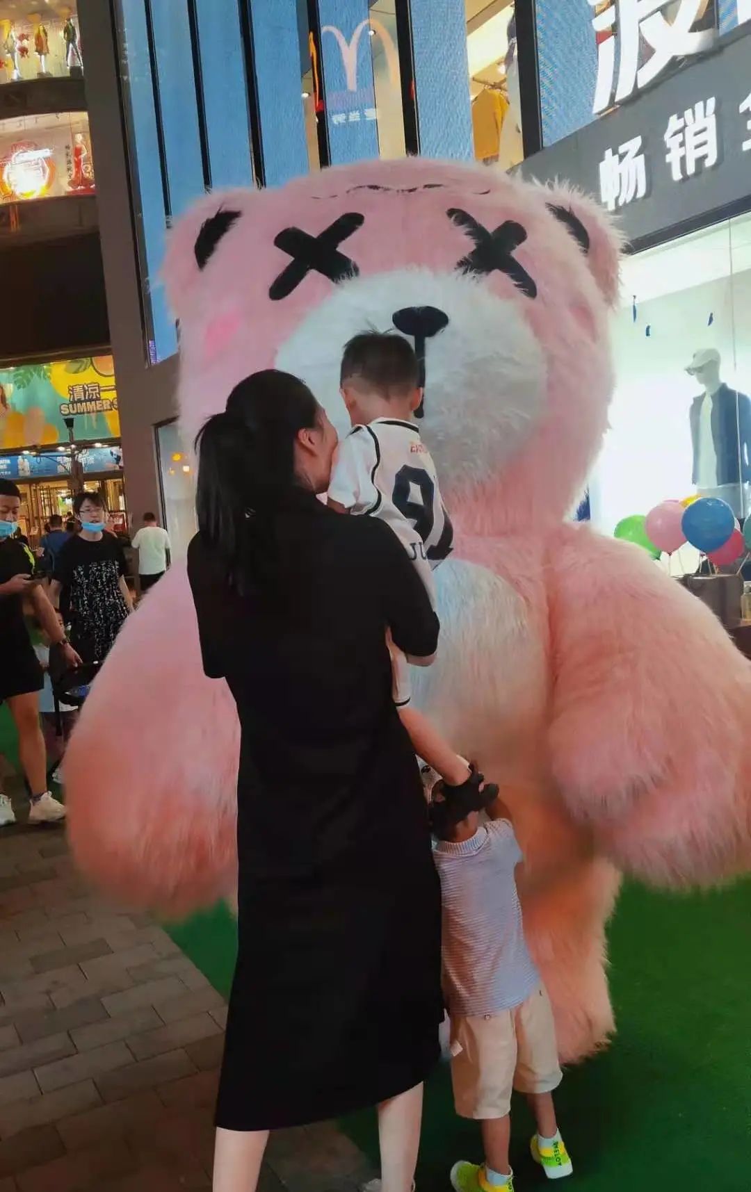 金街丨繁华不打烊，点亮城市夜经济