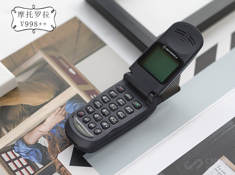 motorazr四代,motorazr2019翻盖折叠屏