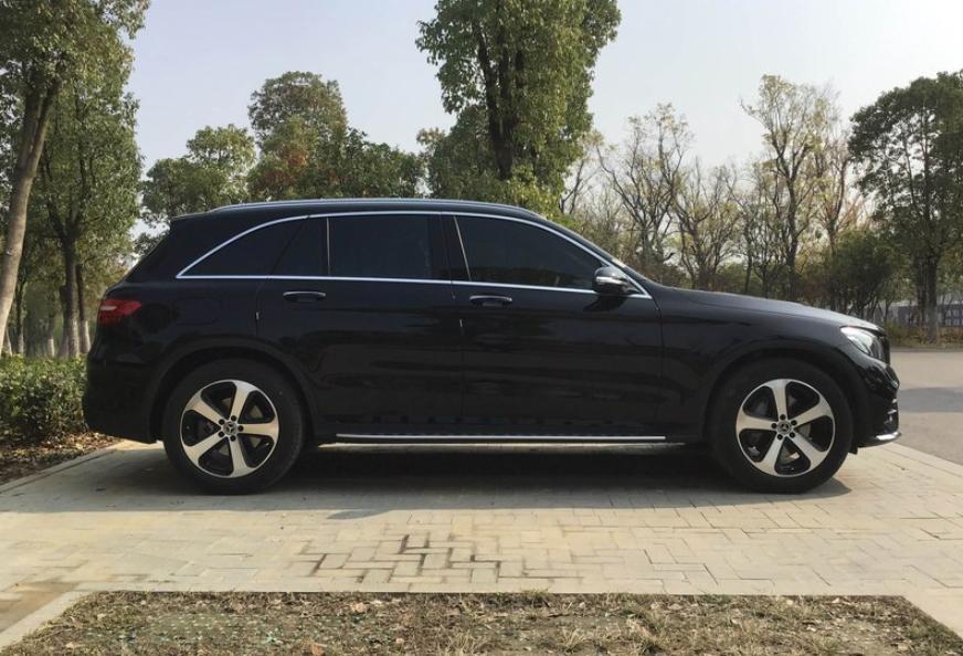 奔驰glc260和300的区别,奔驰glc260l2022款试驾