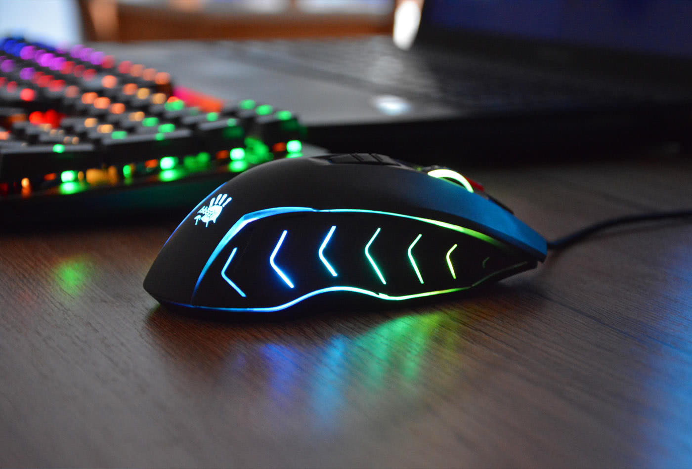 双飞燕j95鼠标价格,双飞燕j90s鼠标适合吃鸡