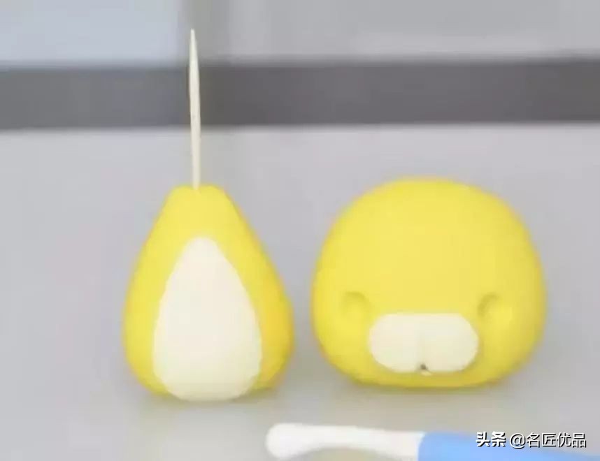 用黏土做简单又可爱的小狮子,小狮子粘土手工制作教程