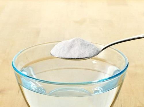 灰色绒面鞋怎么清洗不会变色,绒面鞋清洗完有水印怎么办