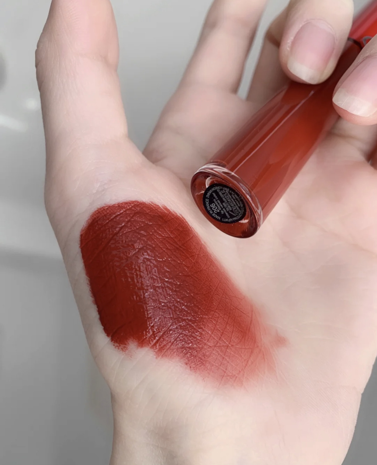 黄黑皮阿玛尼不踩雷的三个色号,阿玛尼哪个色号不挑皮