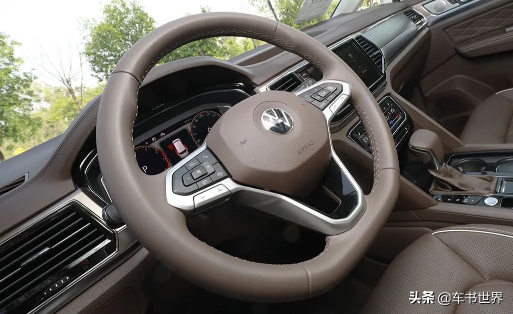 威然和夏朗比较选哪个更好,大众夏朗2017款怎么样