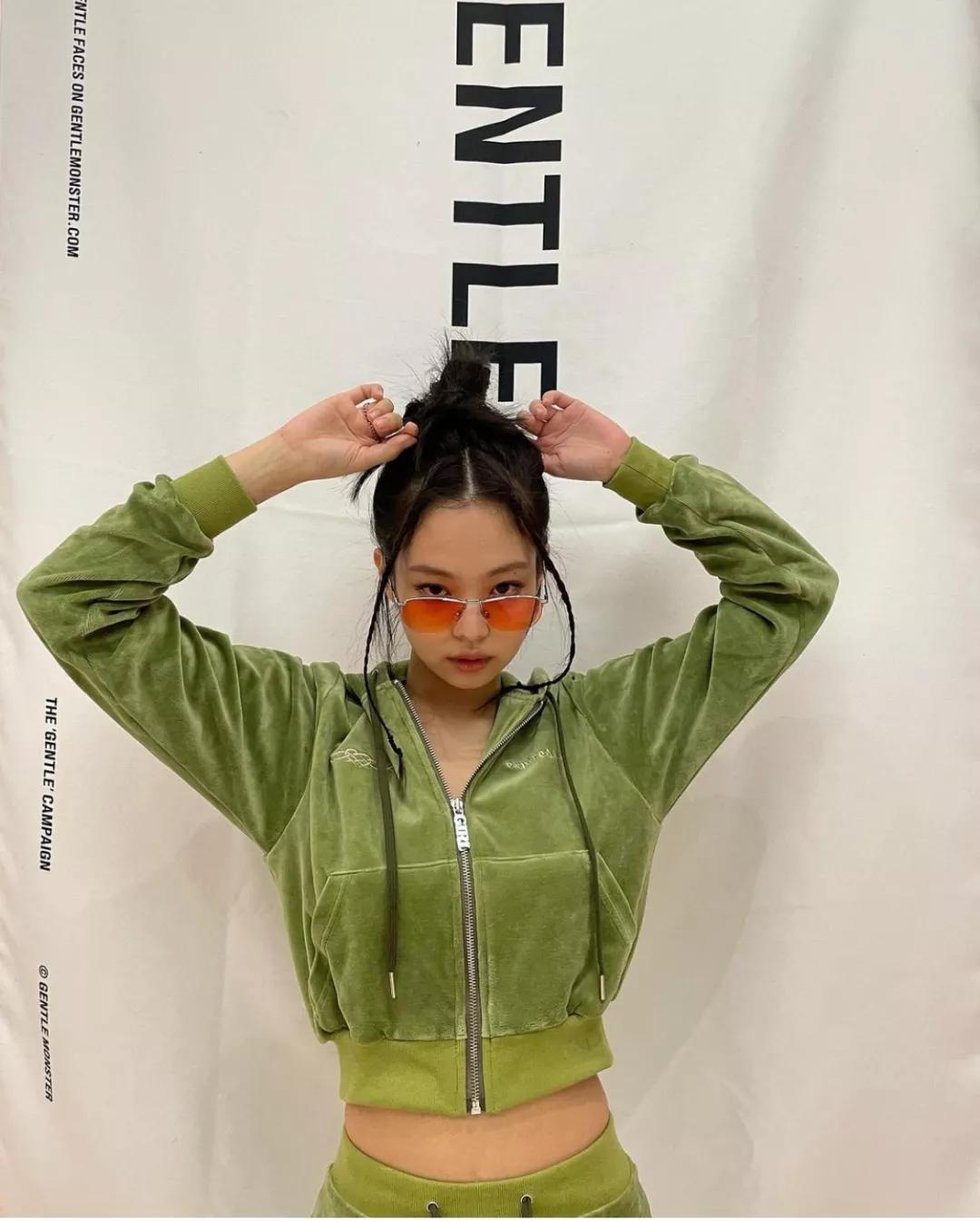 入秋必备的卫衣,入秋必备10款卫衣