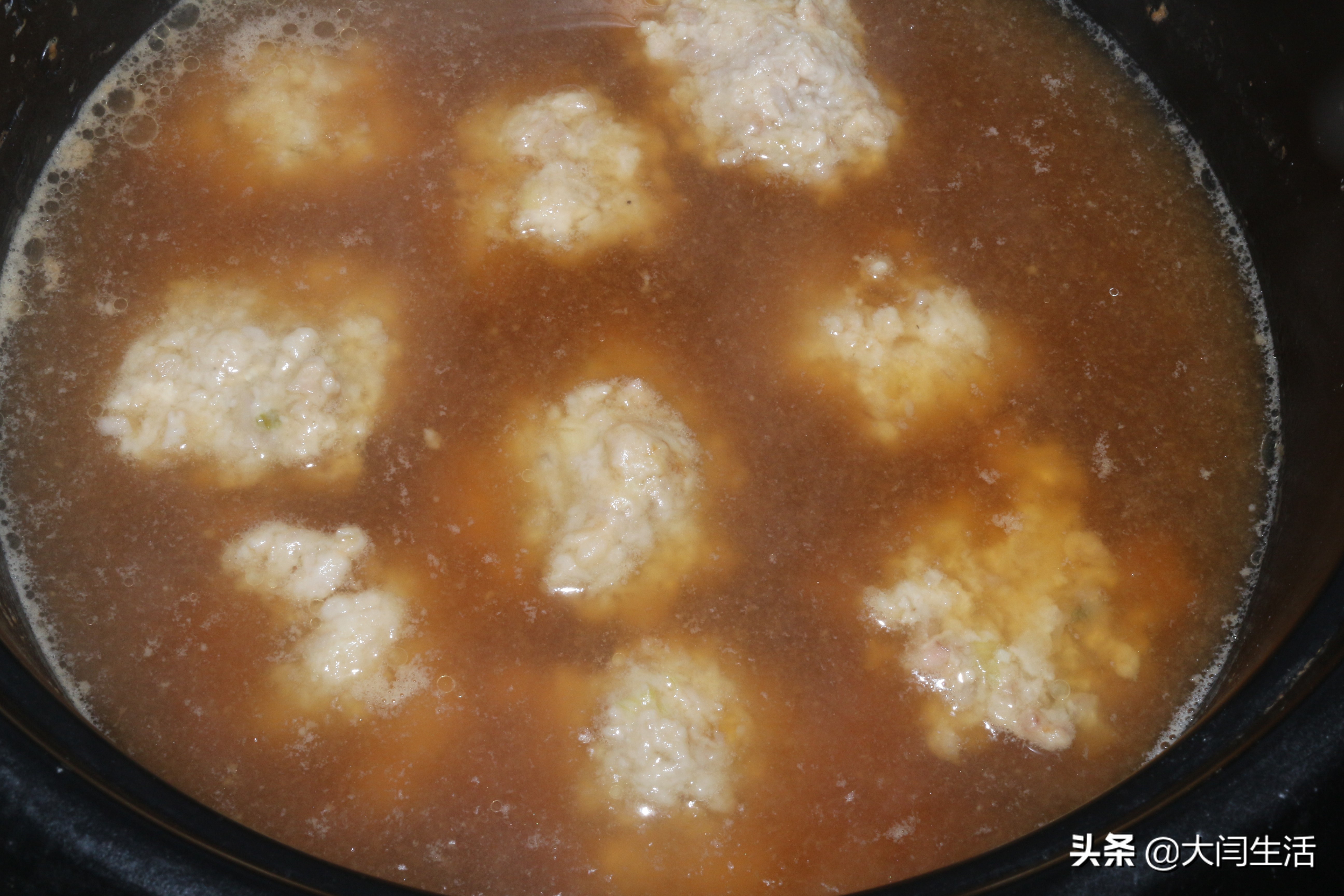 电饭锅狮子头怎么做,狮子头二次加热做法