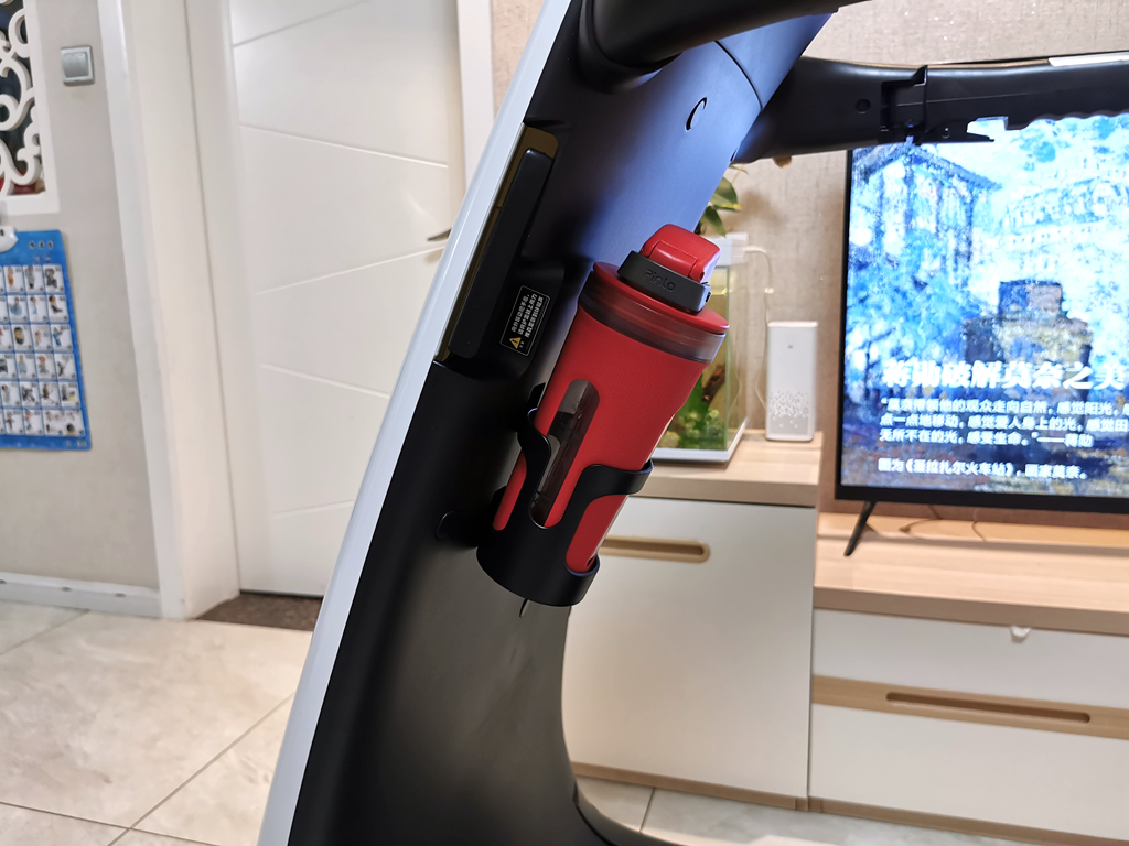 野小兽p30跑步机稳定性怎么样,野小兽折叠跑步机细节展示