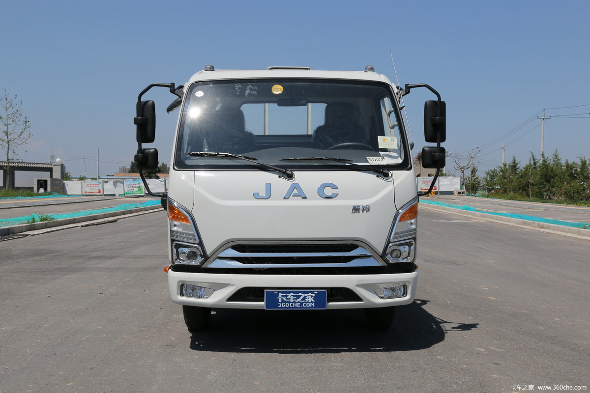 江淮新康铃j6价格是多少国5,江淮骏铃好还是康铃j6好