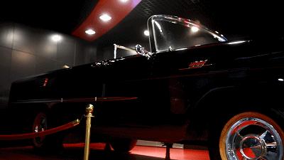 中国第1辆红旗轿车长什么样子,红旗轿车是什么时候诞生的