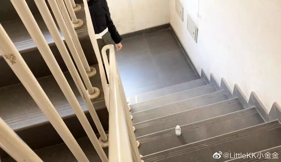 疫线浪漫故事,战疫中的爱情故事深度评析