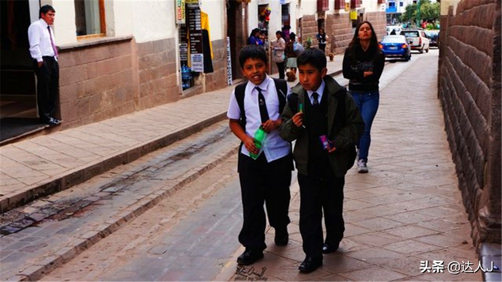 春分这天太阳直射哪里,春分北半球正午太阳位于哪里