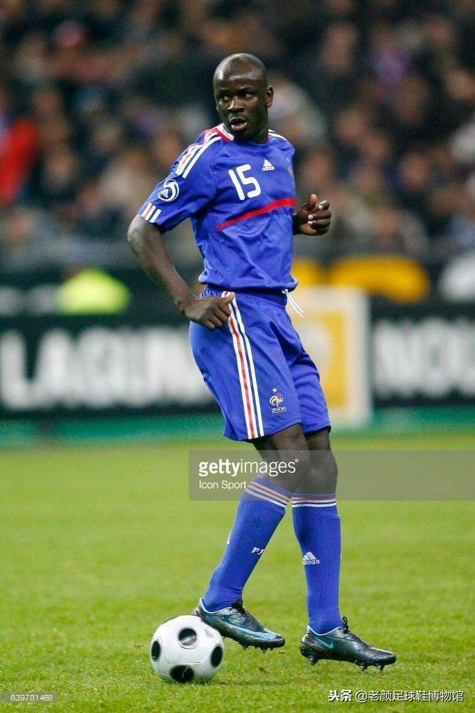 面授机宜1.2亿库利巴利，可以防守外星人的法国黑人民族英雄