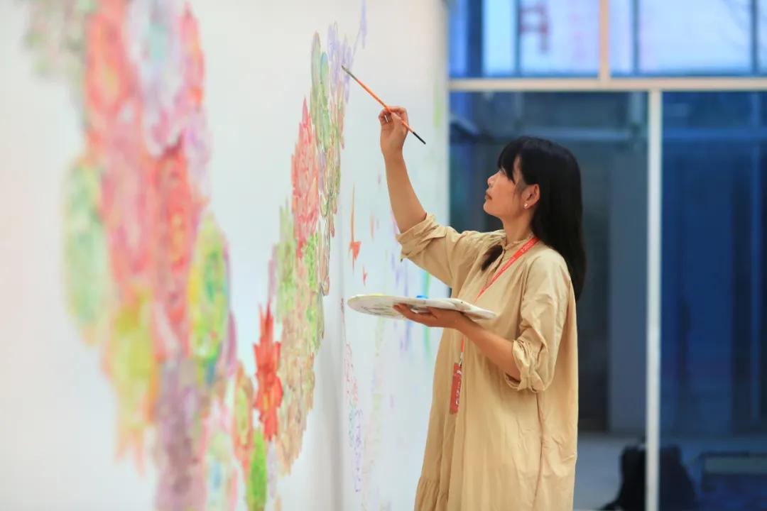 这个年销量上亿株多肉的县城，举办了首届多肉电商节