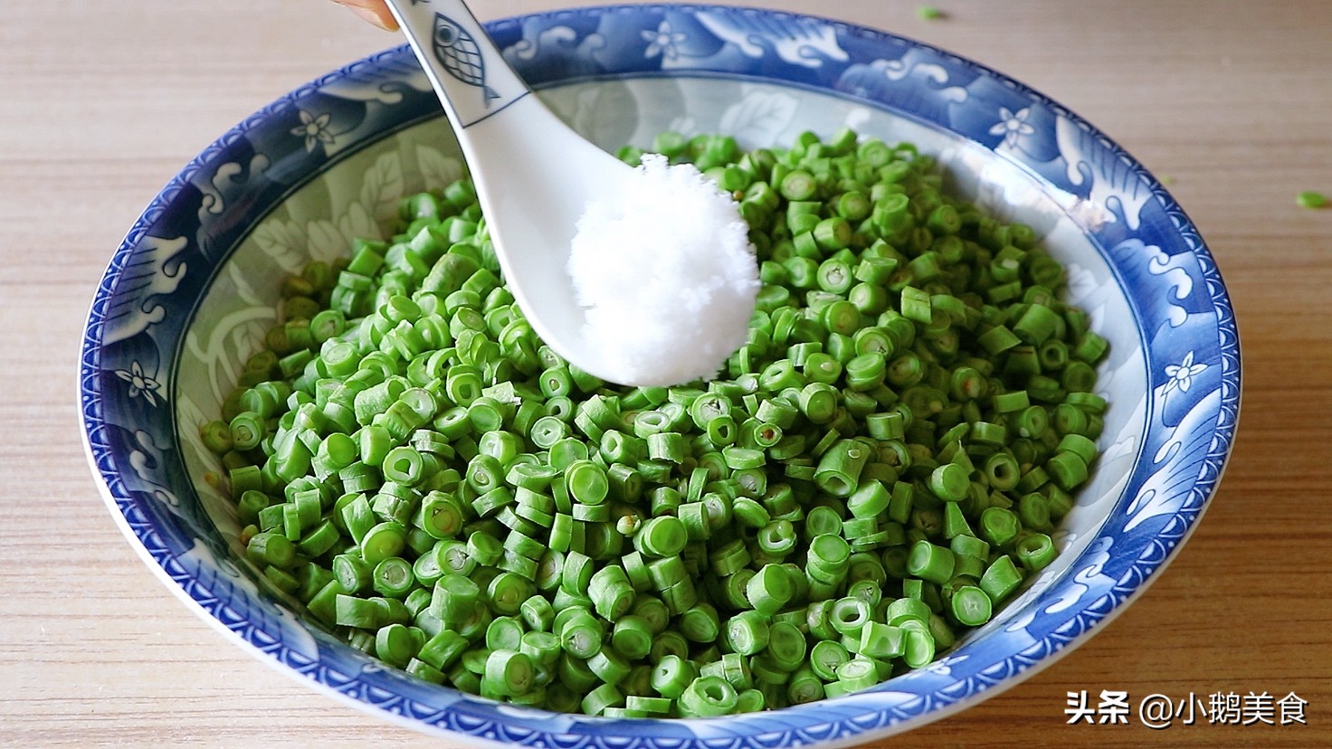 如何做两年不坏的酸豆角,酸豆角最正确的做法
