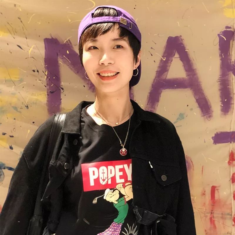 穿搭各种外套,中长款牛仔外套怎么搭配好看夏天