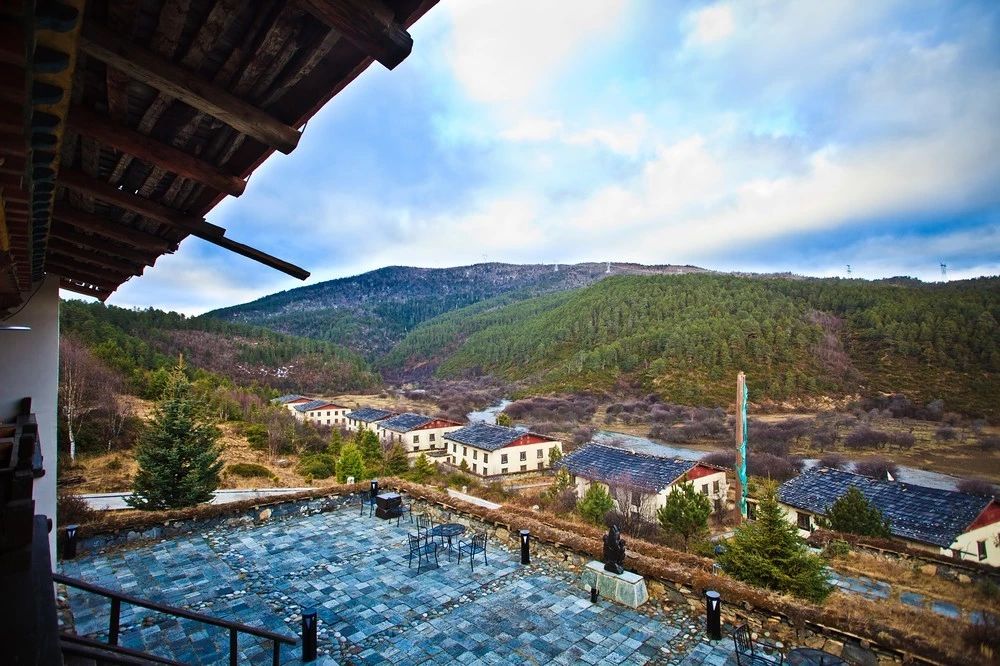 沿着茶马古道，走遍云南秘境中的悦榕庄