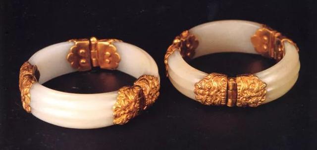 手镯的特征及图片,手镯分为几种镯形和图片