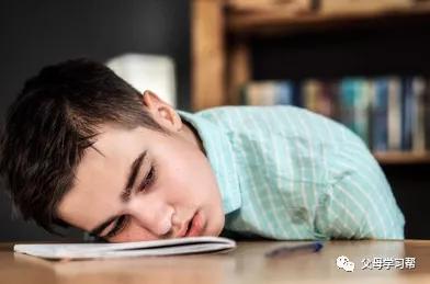 孩子背书很苦恼,孩子背书困难怎么办