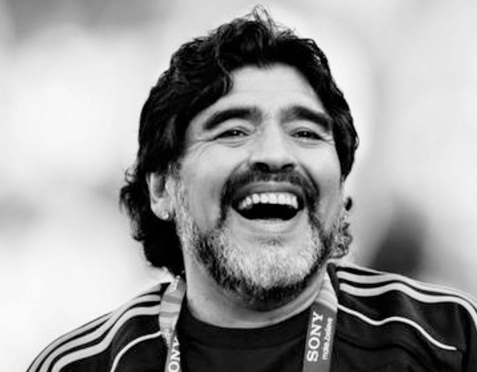 球王马拉多纳的陨落纪录片,球王马拉多纳最后一场