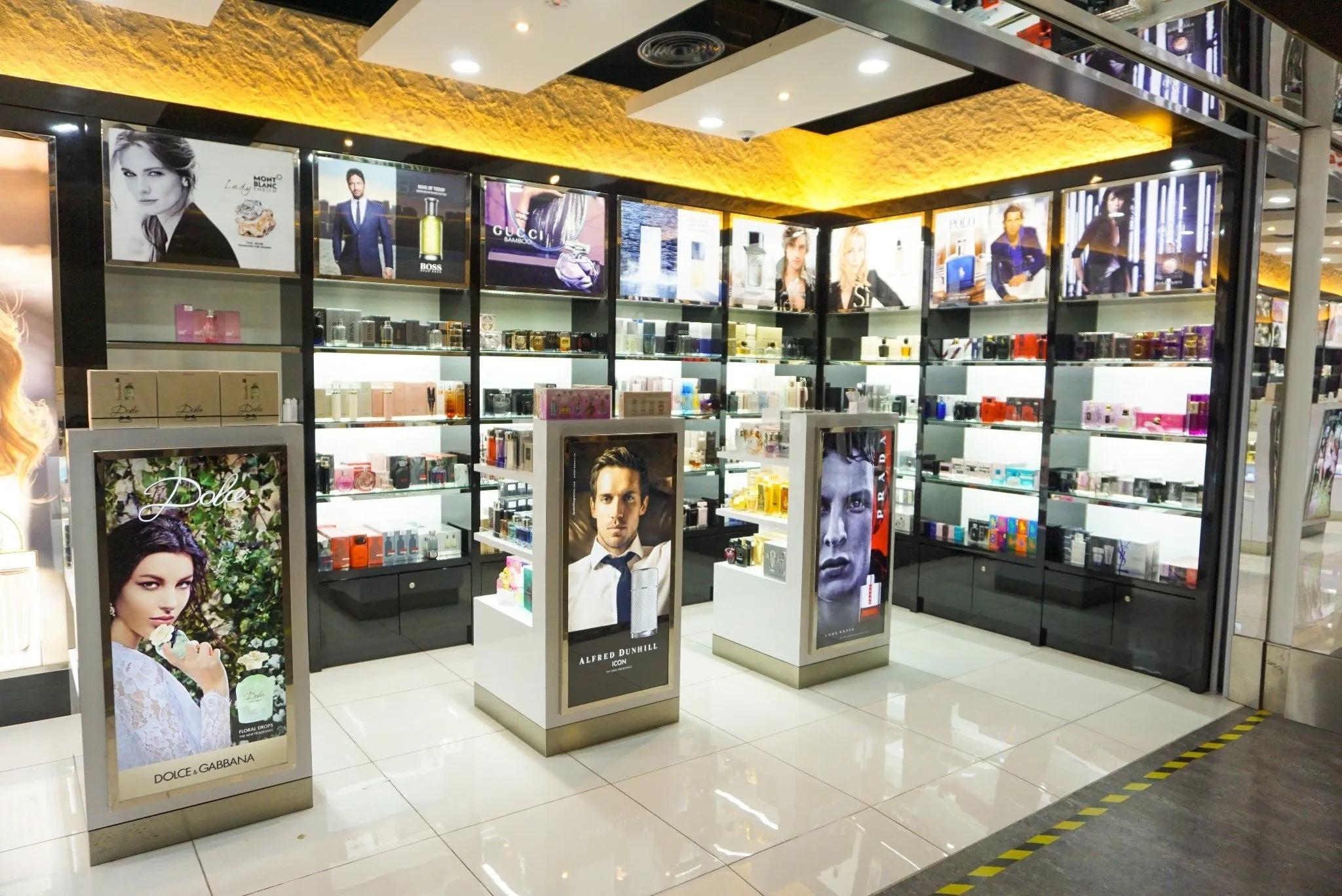 上海浦东机场免税店现在有货吗 (免税店必买清单上海机场)