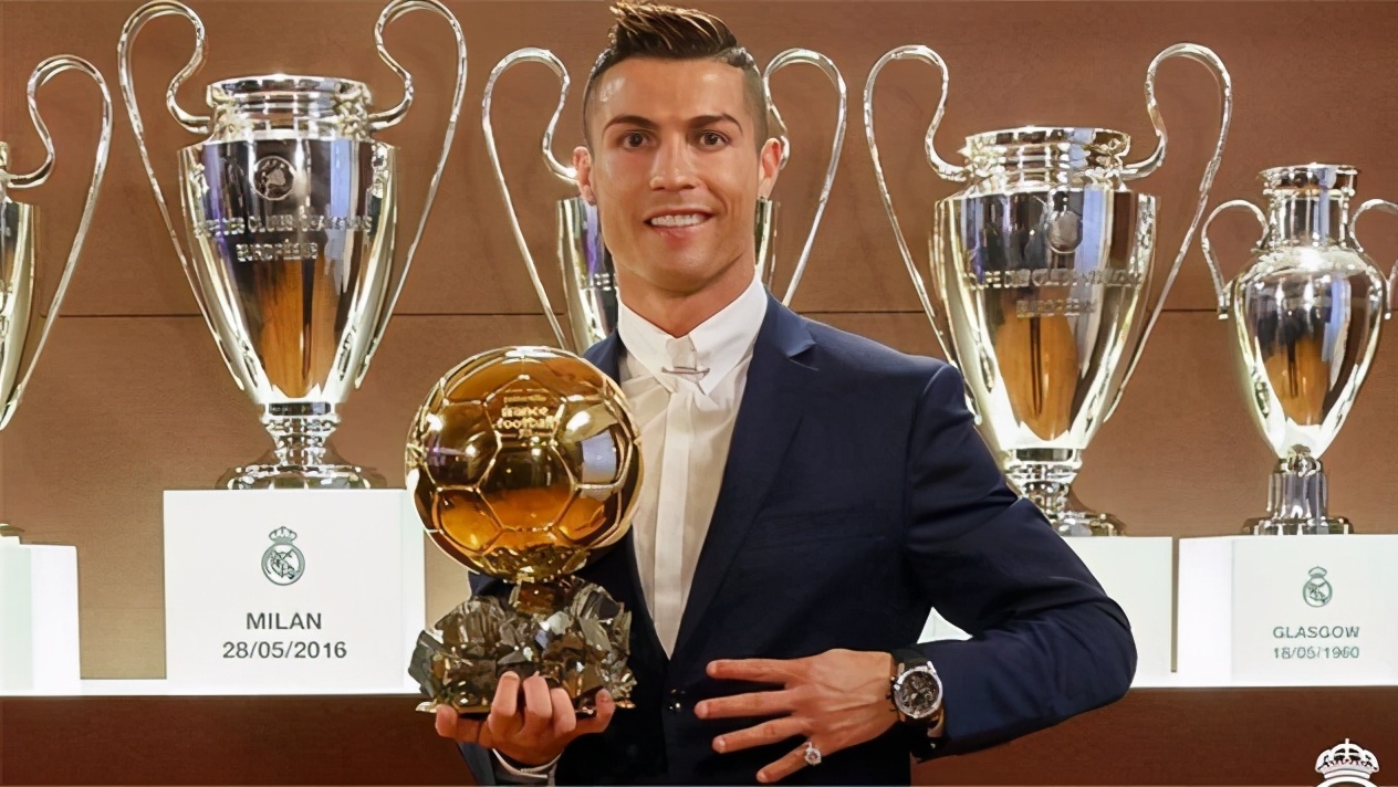 瓦尔迪帽子戏法攻陷曼城,瓦尔迪狂奔30米蹂躏曼城