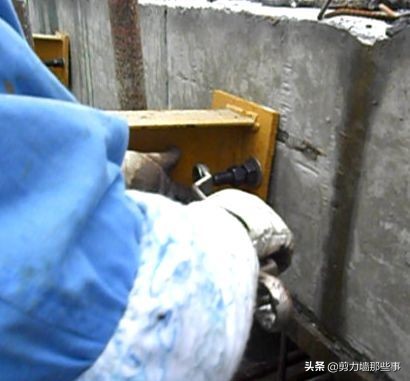 花篮式悬挑架和普通悬挑架造价,花篮式悬挑架拉杆安装方法