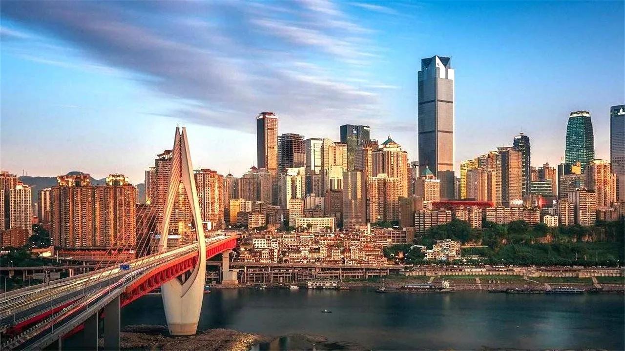 重庆人火锅锅底,重庆火锅人朝天门