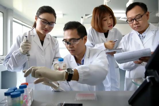 玫琳凯哪款去皱纹效果好,玫琳凯抗皱紧致护肤品套装抗衰老