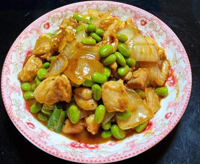 黑椒鸡肉怎么炒不柴,黑椒鸡肉怎么腌制下火锅