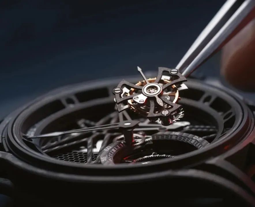 RR·TRENDS|始于颜值陷于内涵