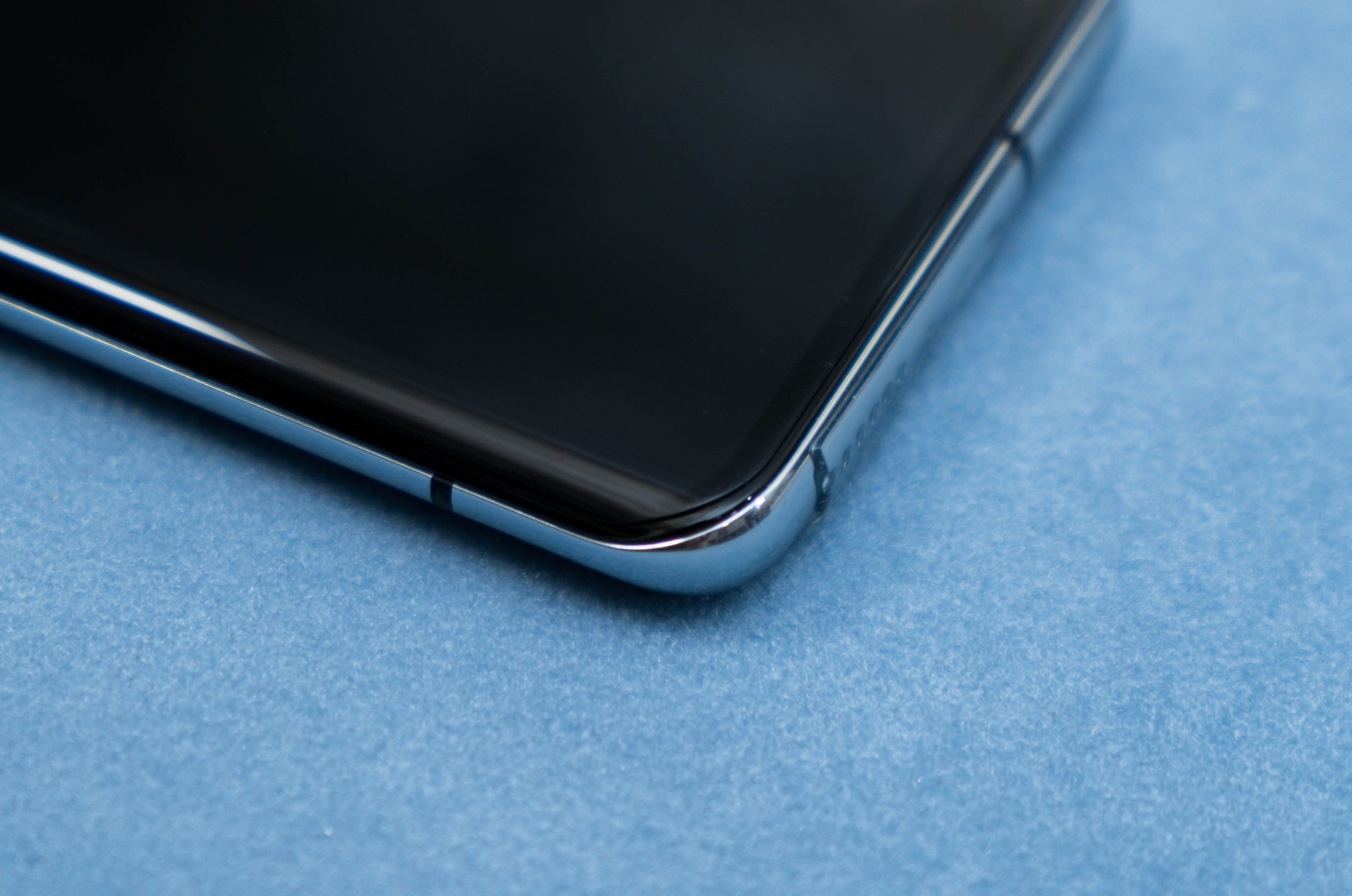 曲面屏贴钢化膜为什么用紫外线,曲面屏贴钢化膜用什么胶水