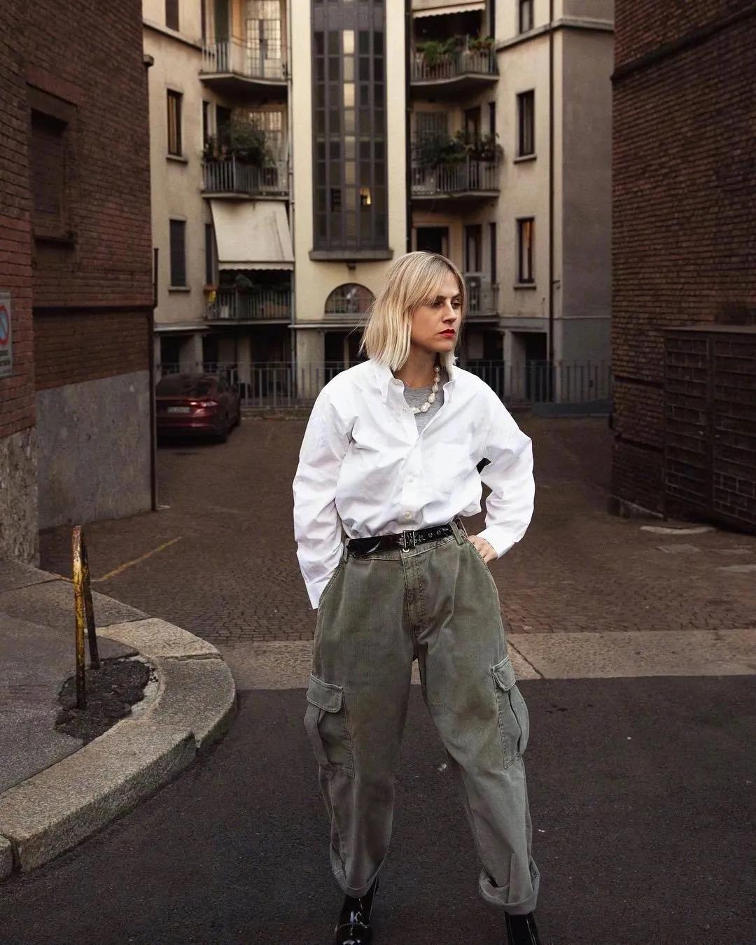 周雨彤的穿搭白衬衫,周雨彤刘雯钟楚曦