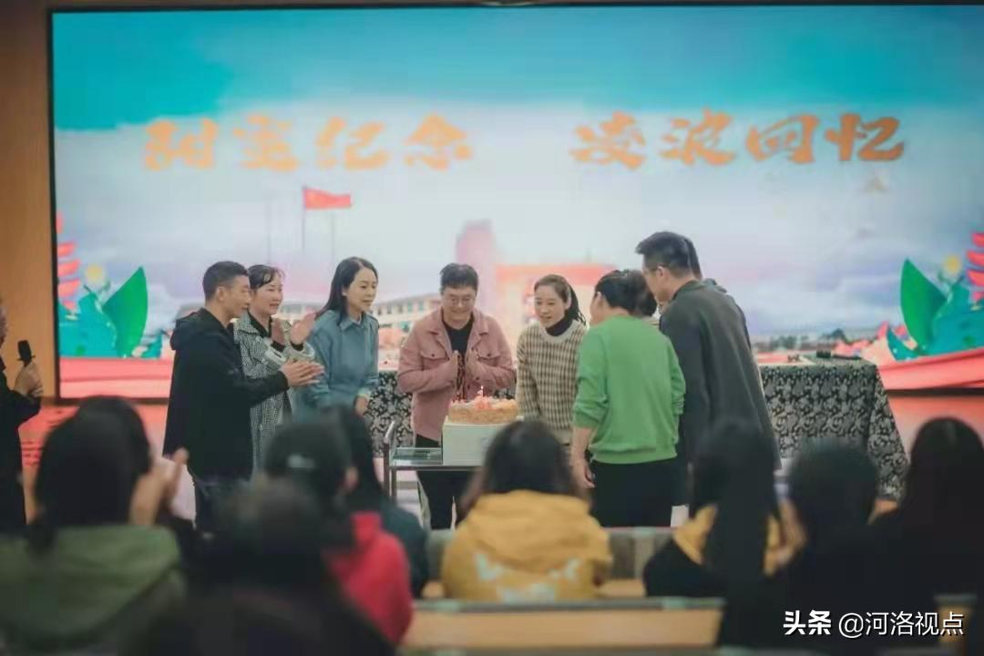 洛阳市第一实验小学校长李青青,洛阳市实验小学校长李青青简历