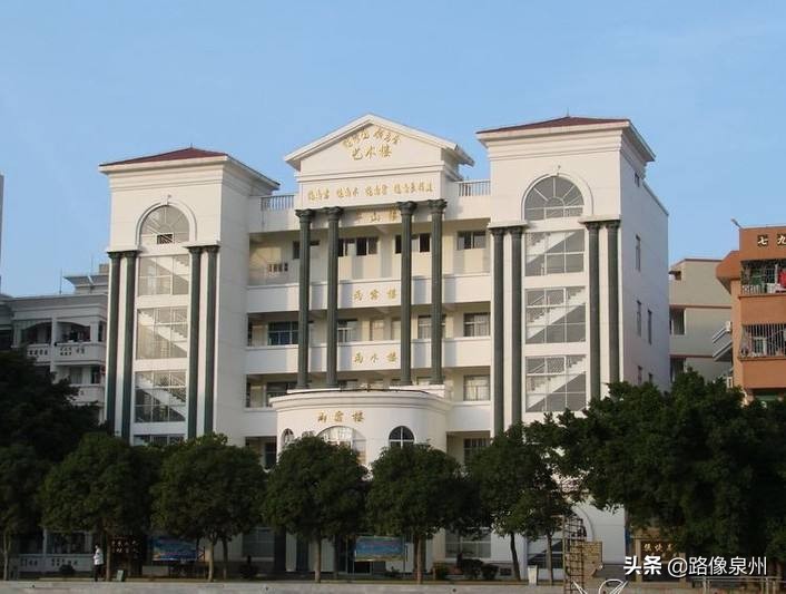 南侨中学和金井毓英中学哪个好,毓英和南侨中学哪个好