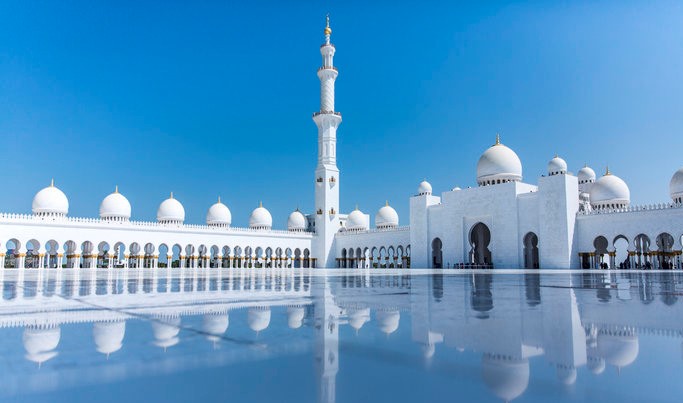 出国旅游机票为什么很贵 (出国旅行既昂贵又费劲)