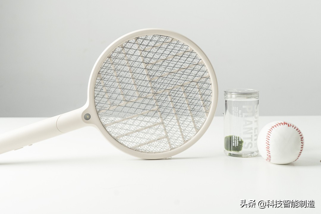 电蚊拍电击蚊子全过程,电蚊拍功率多大能电死蚊子