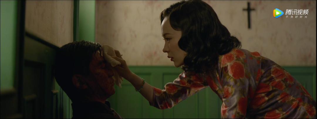 国产电影大男主没市场了？看完他演的“变态”，三场戏就征服全场