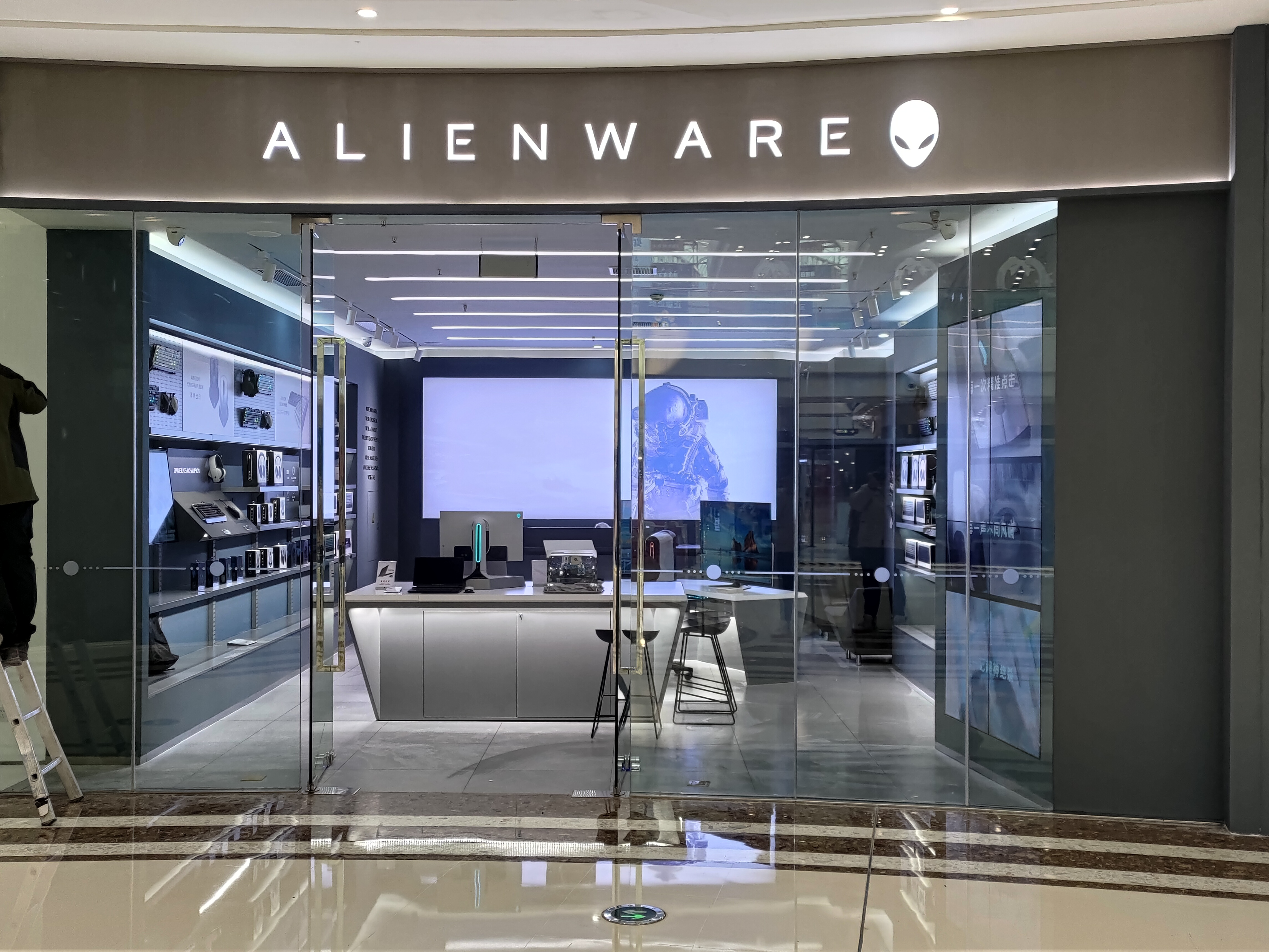 济南外星人笔记本电脑实体店,外星人笔记本电脑大卖场