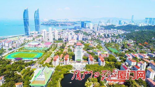 离退休老干部热议两会,离退休干部热议两会