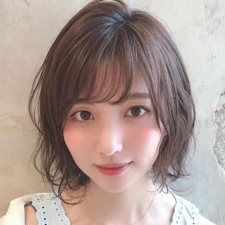 大方脸修饰脸型的发型,细软脸型方形适合什么发型