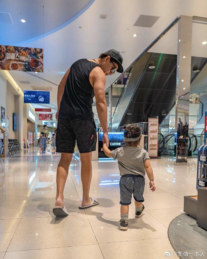 盘点当时红极一时突然消失的组合,这应该是史上最尴尬的合唱