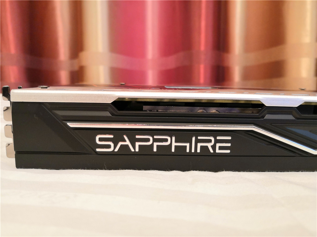 560xt和580差距多大,5600xt和1650显卡对比