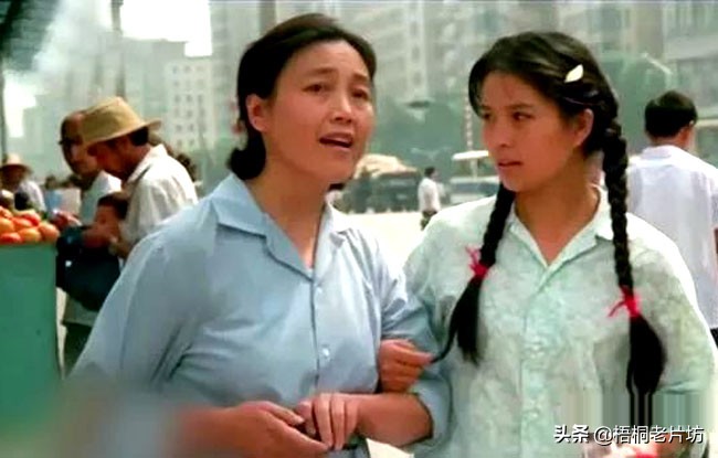 丁一在咱们的牛百岁里扮演谁,丁一和陈裕德的电视剧