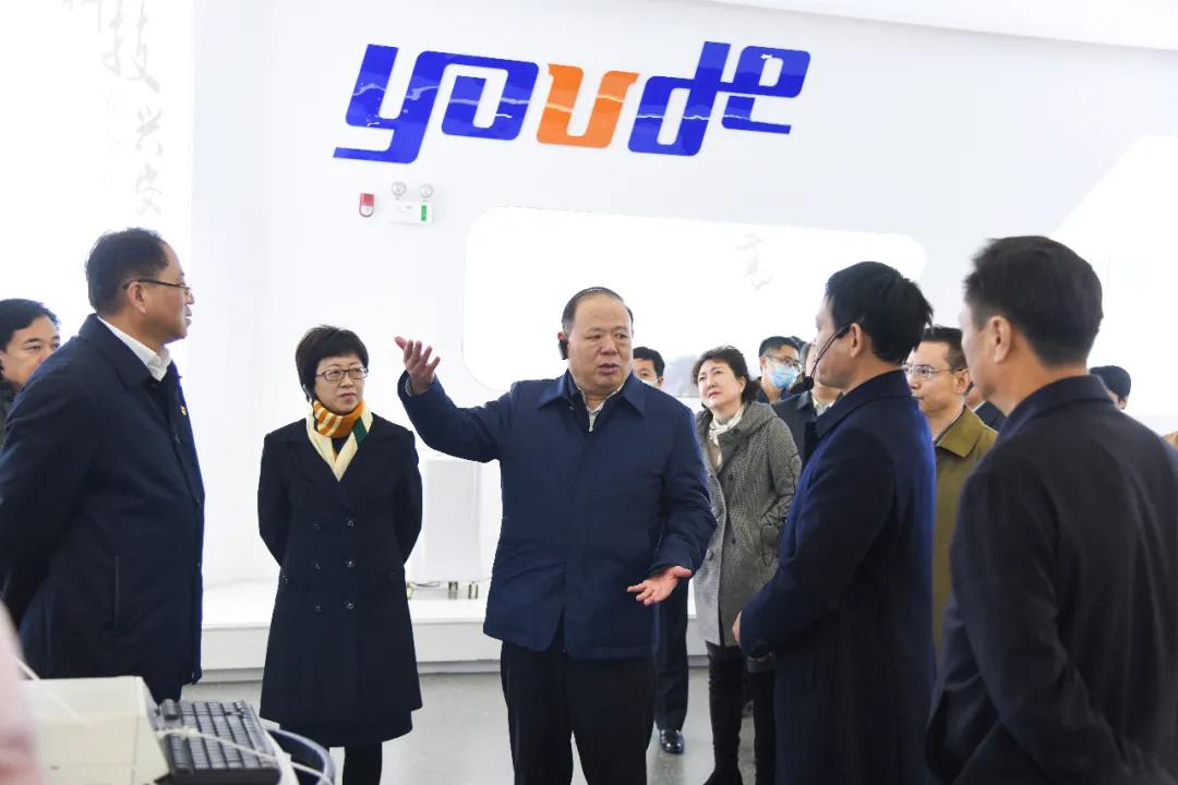 河南省市场监管局*党**组书记、局长马林青在郑州开封调研生物医药产业