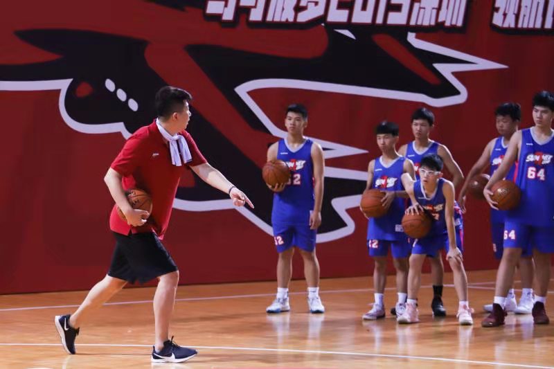 深圳篮球精英夏令营,深圳成人篮球夏令营