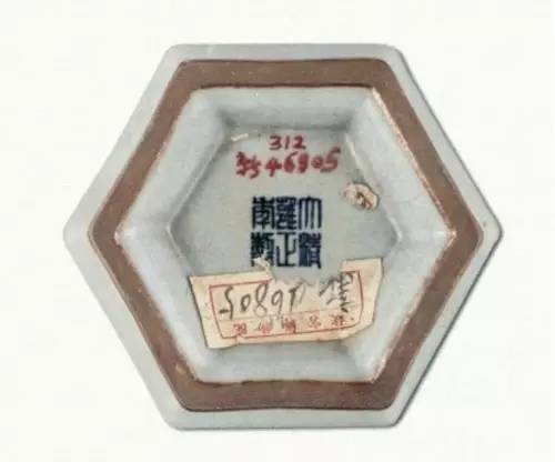 清中期仿哥釉瓷图片,宋代汝窑仿品