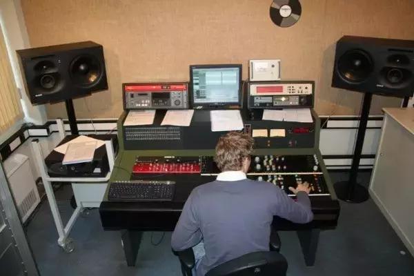 唱片黑胶怎么做,怎么做黑胶唱片效果