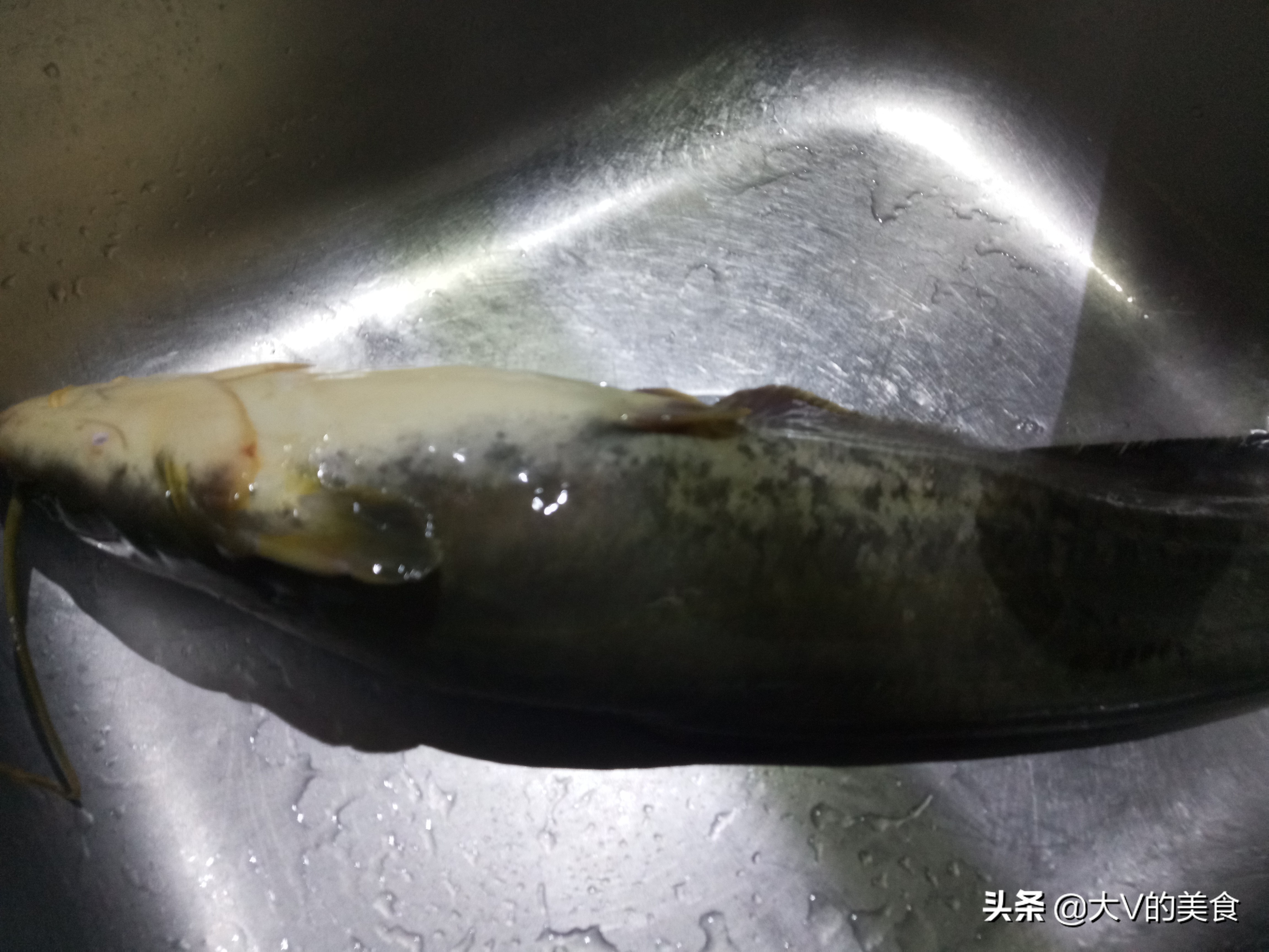 西红柿红烧草鱼鱼块的正确方法,西红柿鱼块怎么煮好吃窍门