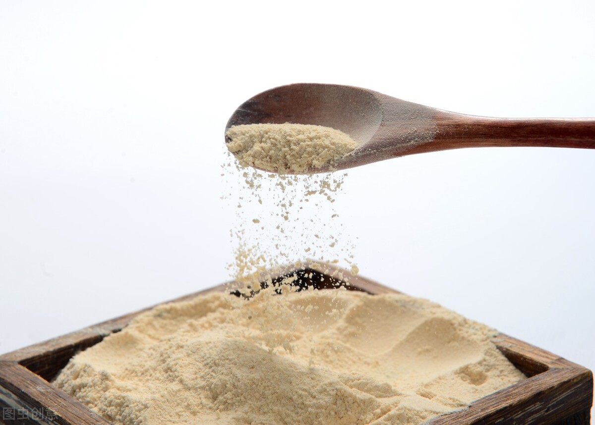 养狗皮肤病怎么治,狗被咬伤口化脓能自愈吗