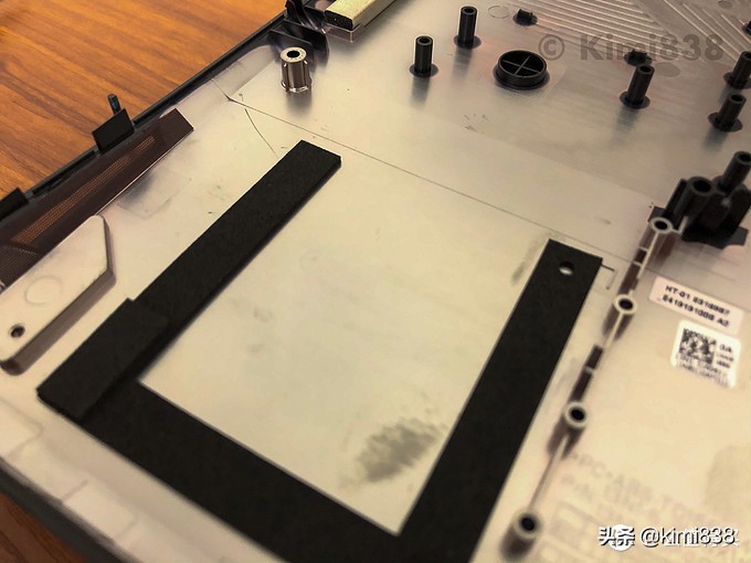 华硕飞行堡垒七可以连蓝牙键盘吗,华硕飞行堡垒7屏幕一闪一闪